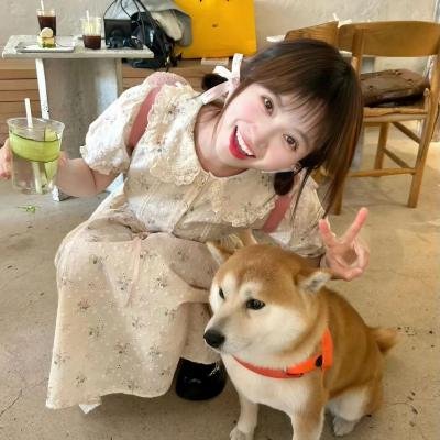 姹紫嫣红碧绿波